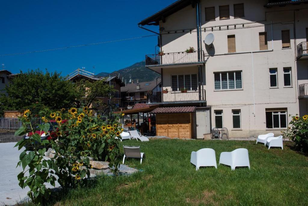 La Maison Hotell Aymavilles Exteriör bild