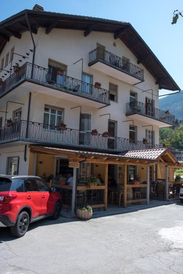 La Maison Hotell Aymavilles Exteriör bild