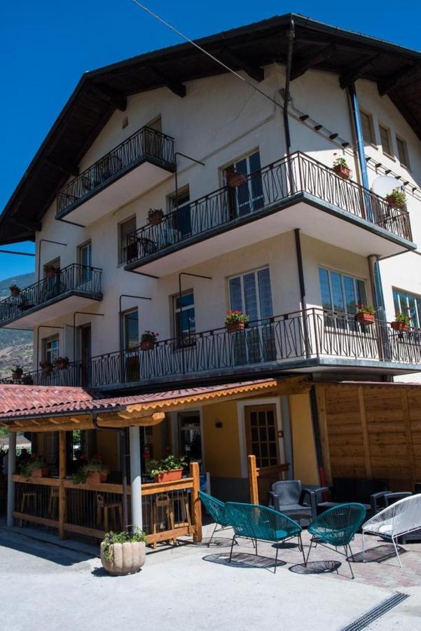 La Maison Hotell Aymavilles Exteriör bild