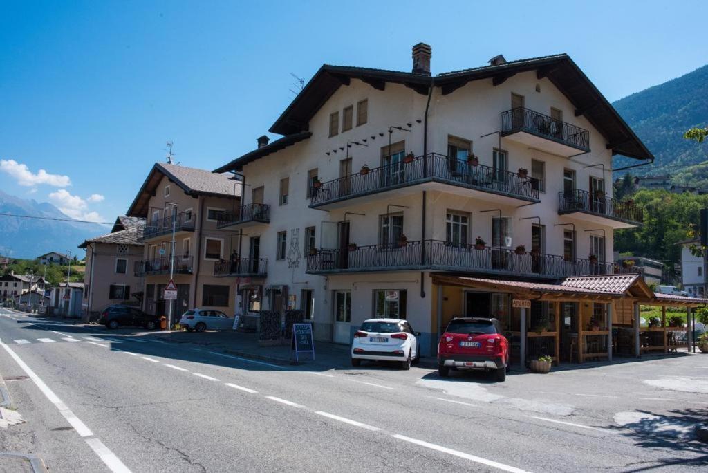 La Maison Hotell Aymavilles Exteriör bild
